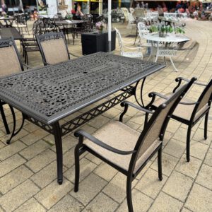 Tisch 220 - 325 x 112